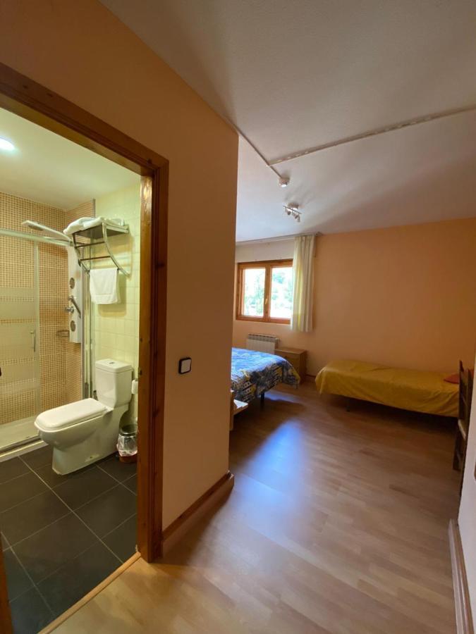 Hotel Villaneila מראה חיצוני תמונה